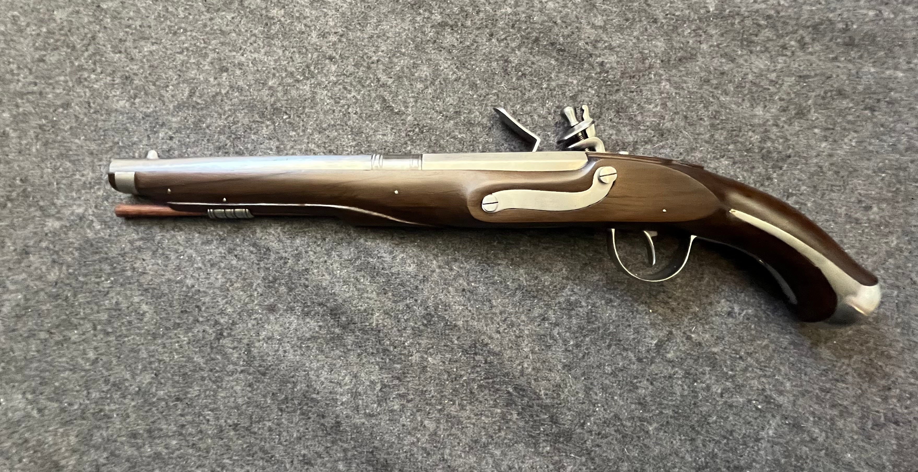 Swedish Pistol m/1704.                                           Kavalleripistol m/1704