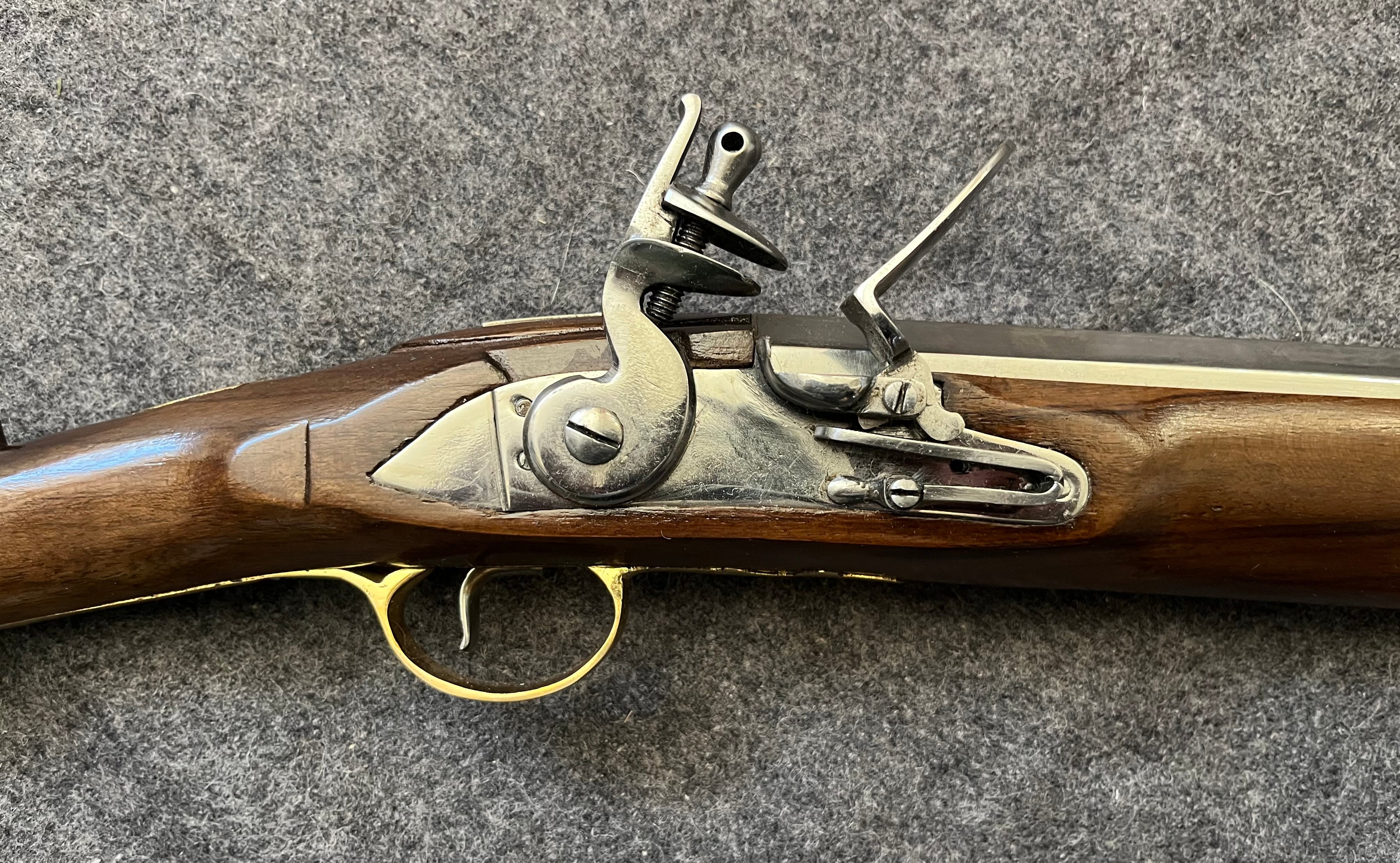 Swedish Pistol m/1704.                                           Kavalleripistol m/1704