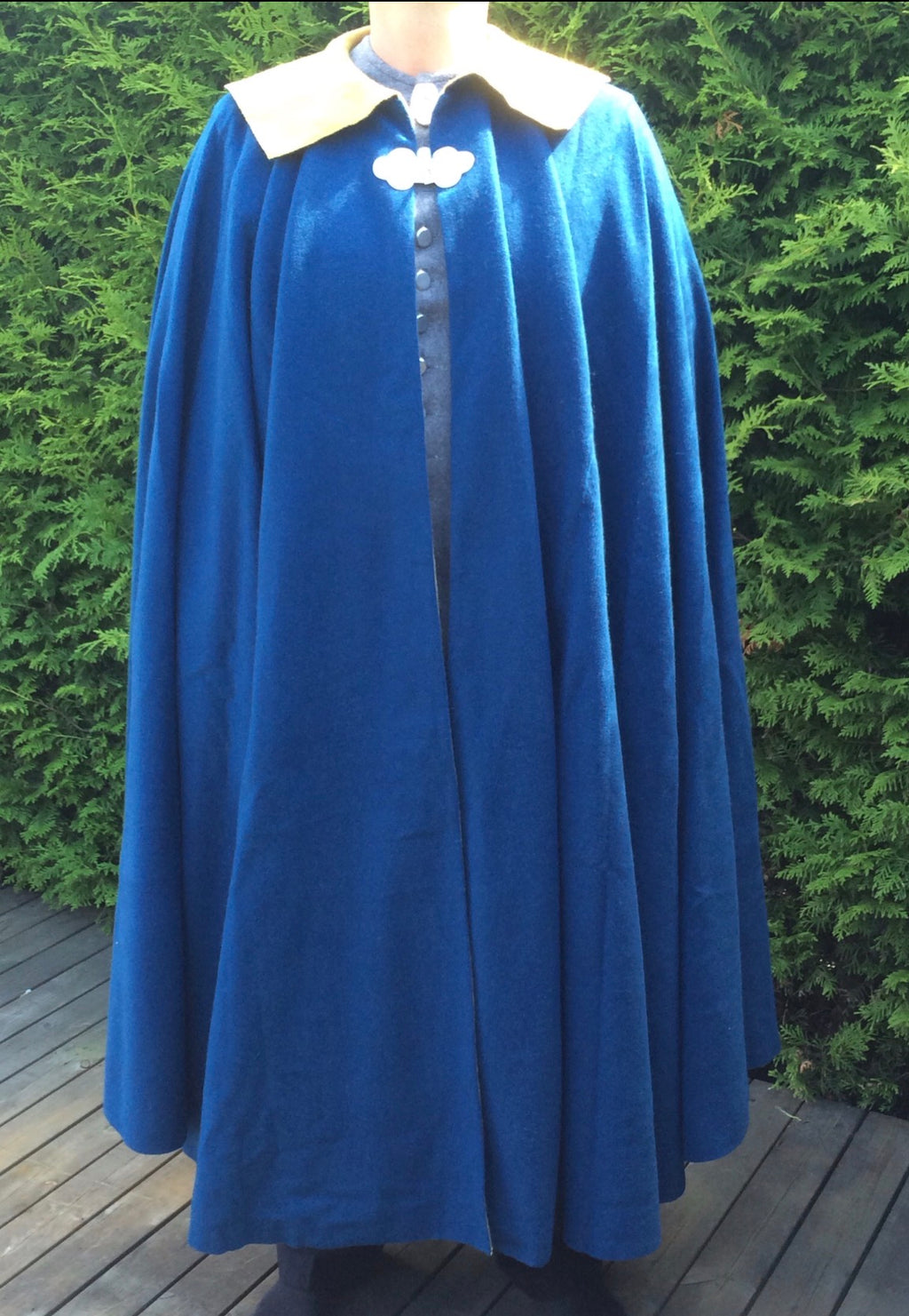 Cloak 17th-18th Century.                                               Karolinsk Slängkappa