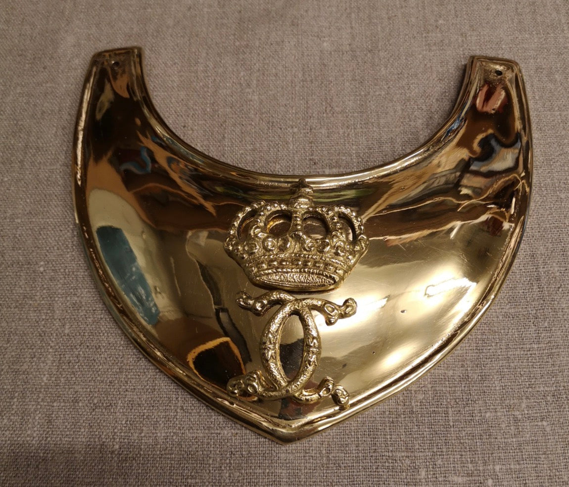 Swedish Carolean Gorget                                         Svensk Karolinsk Ringkrage 1680-1720