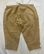 Leather Trousers 17th-18th Century                         Läderbyxor Karolinska