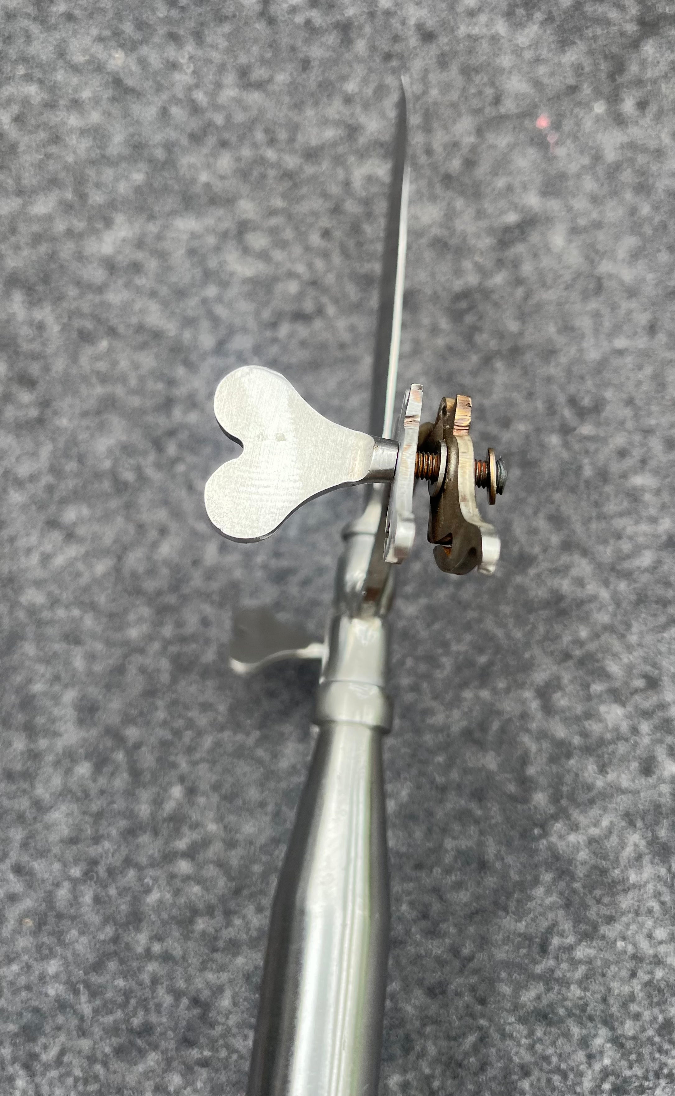 Linstock Luntbardisan