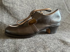 Ladies Shoe 17th century and upwards